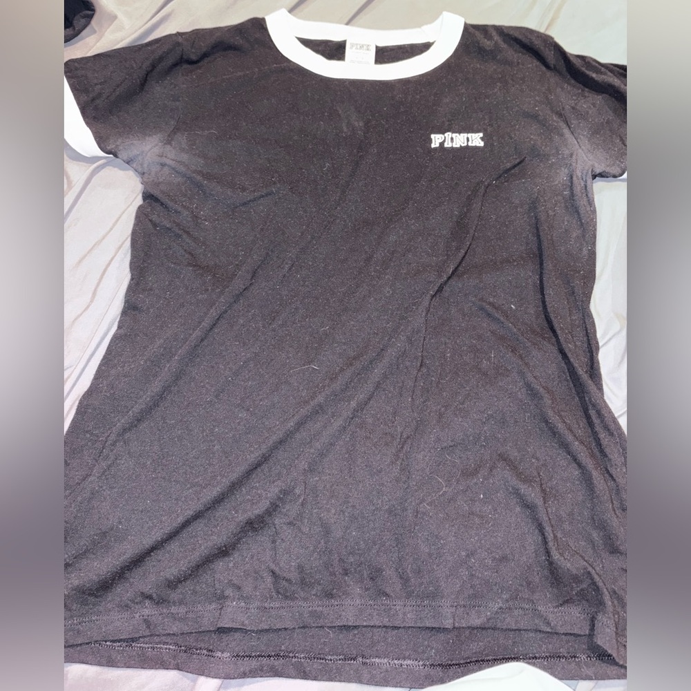 2 Victoria’s Secret PINK T-Shirts, One Medium & 1 Large - Picture 9 of 13
